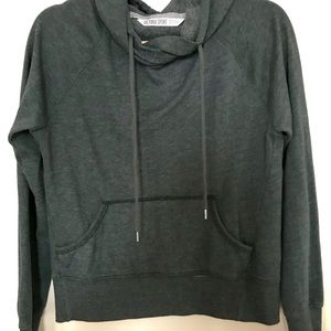 VICTORIA SECRET SPORT SWEATER XS